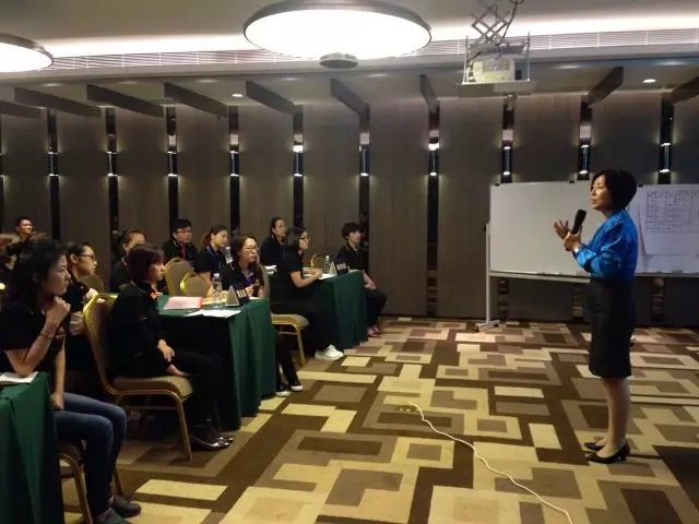 國富“引領”慕思，向奢侈品學營銷